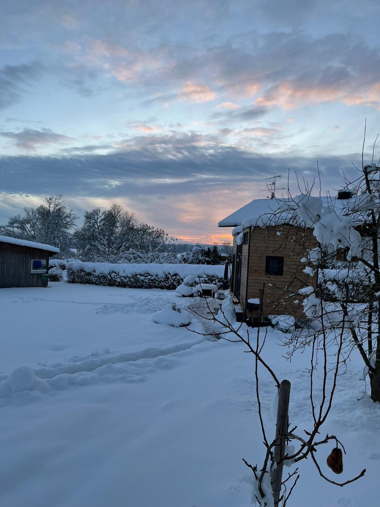 Tinyhouse -Reset Im Vilstal -Zurueck Zum Ursprung Leilighet Aldersbach Eksteriør bilde